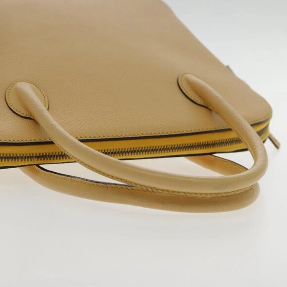 CELINE Hand Bag Leather Yellow Gold Auth 94782 - Picture 8 of 16